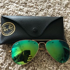 Ray-ban aviator sunglasses